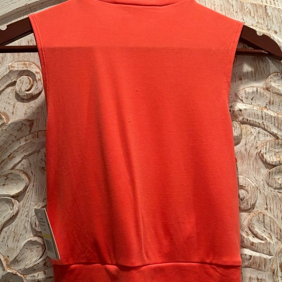 Crop Tank NWT - Picture 3 of 3